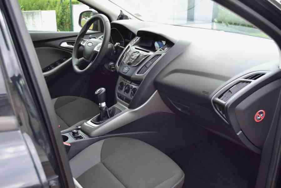 Ford Focus III 1.6i 16V Trend+ kombi - foto 11