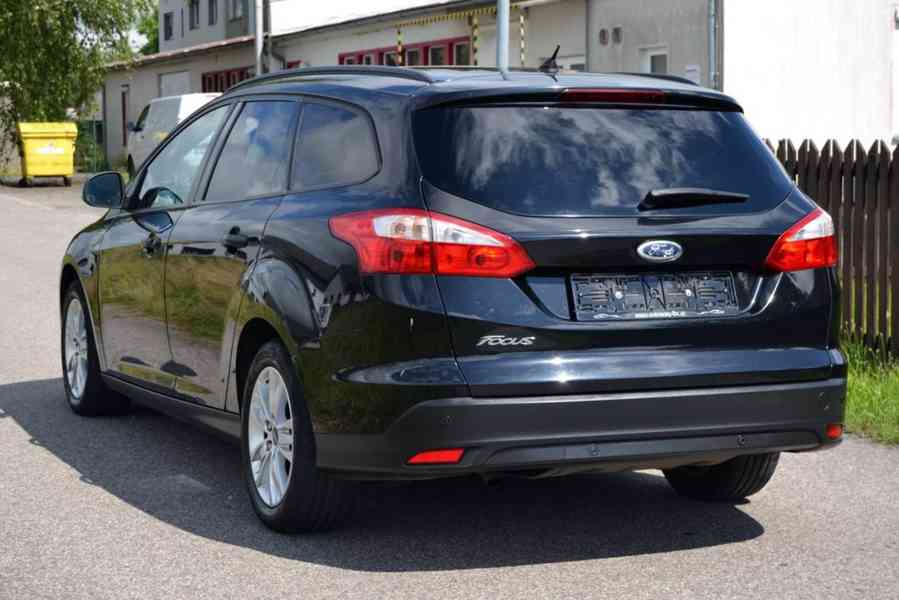 Ford Focus III 1.6i 16V Trend+ kombi - foto 2