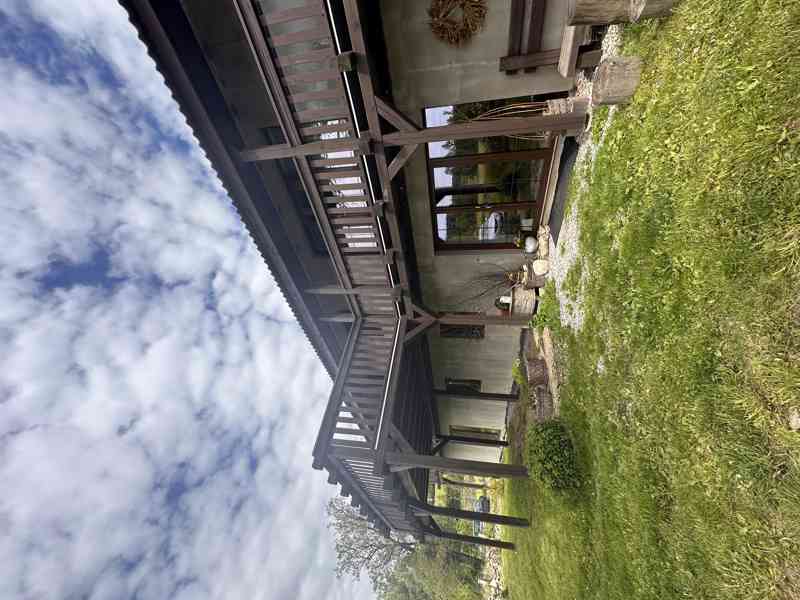 Źijte nedaleko Telče v novostavbě atyp. RD 360m2,poz 2800m2 - foto 3