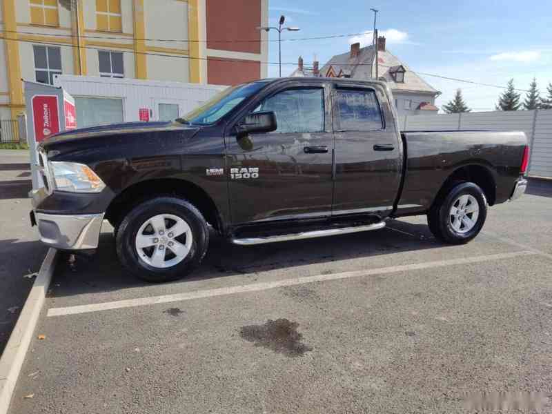 Dodge RAM 1500 V8 5.7 HEMI 4x4 rv 2014 dph - foto 9