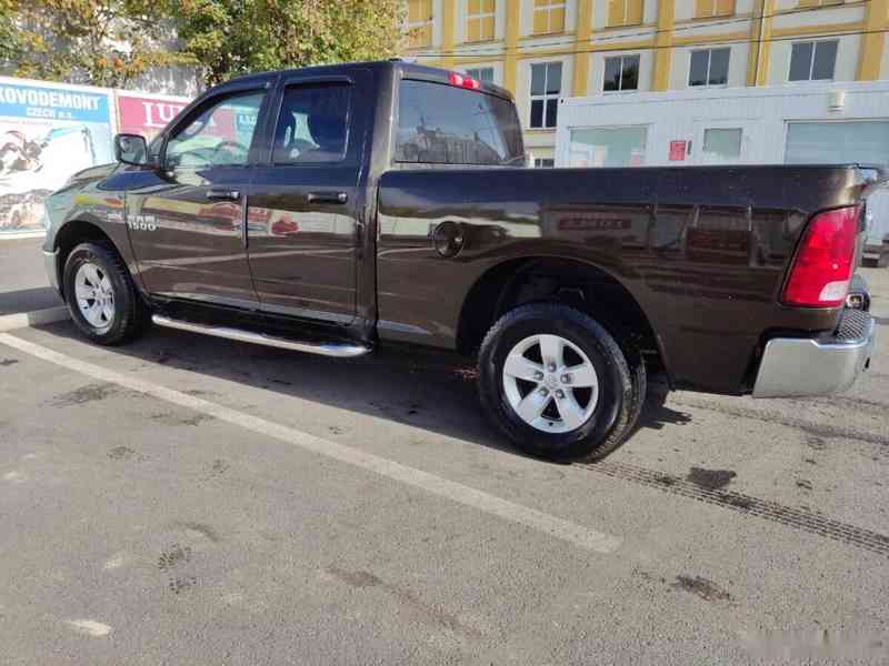 Dodge RAM 1500 V8 5.7 HEMI 4x4 rv 2014 dph - foto 14