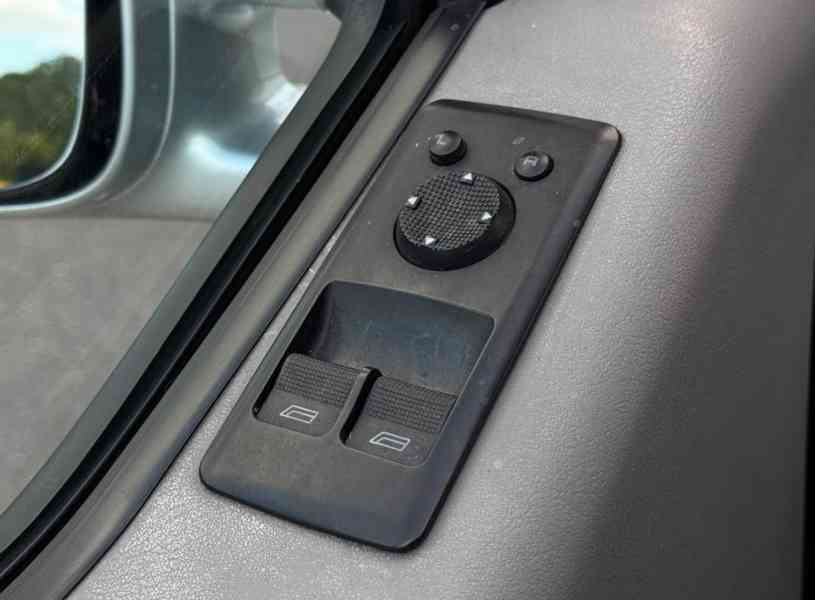 Volkswagen T4 Multivan Atlantis 2.5TDI 75kw - foto 20