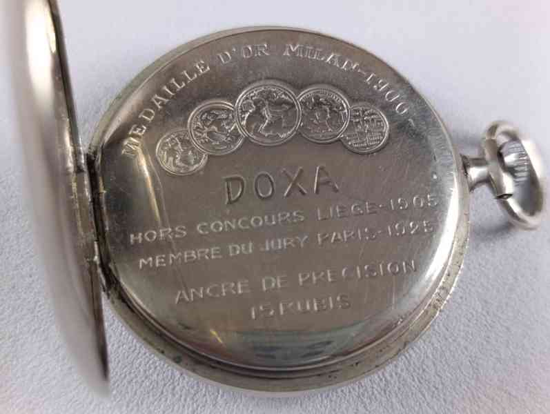 Kapesní hodinky DOXA s medailema. erotický motiv - foto 3