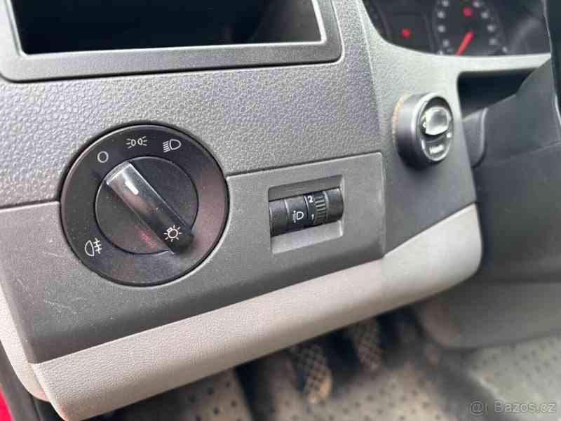 Volkswagen Transporter 2,5 - foto 12
