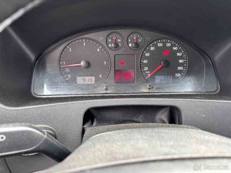 Volkswagen Transporter 2,5 - foto 3