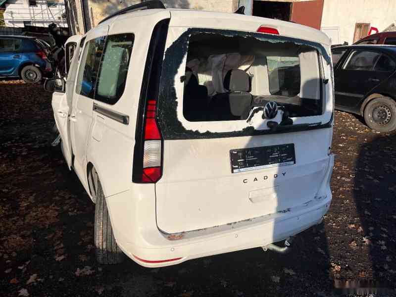 VW Caddy 2.0 tdi 75kw Rok 11. 2021 - foto 4