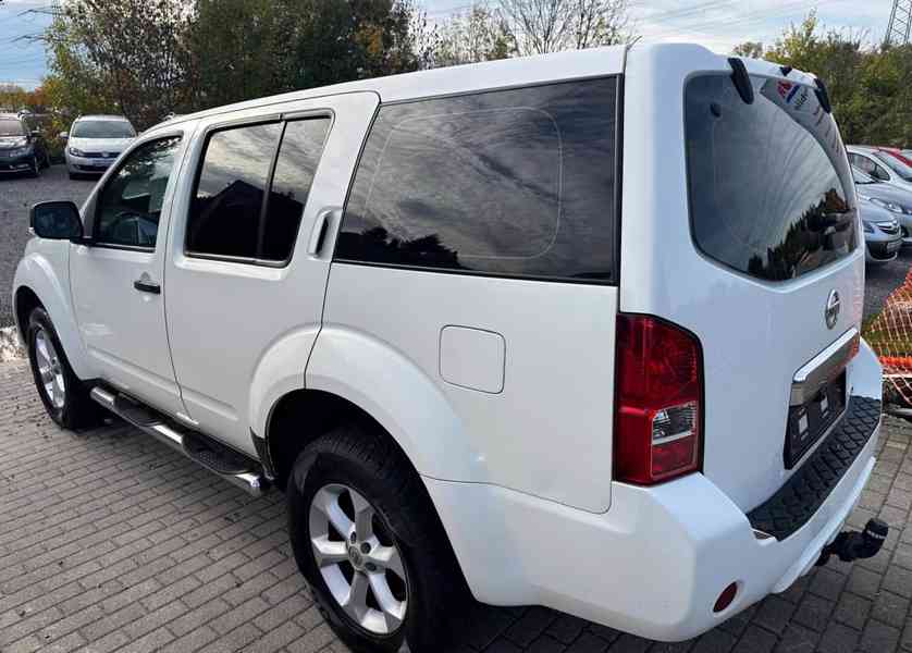 Nissan Pathfinder 2.5 dCi LE 140kw - foto 7