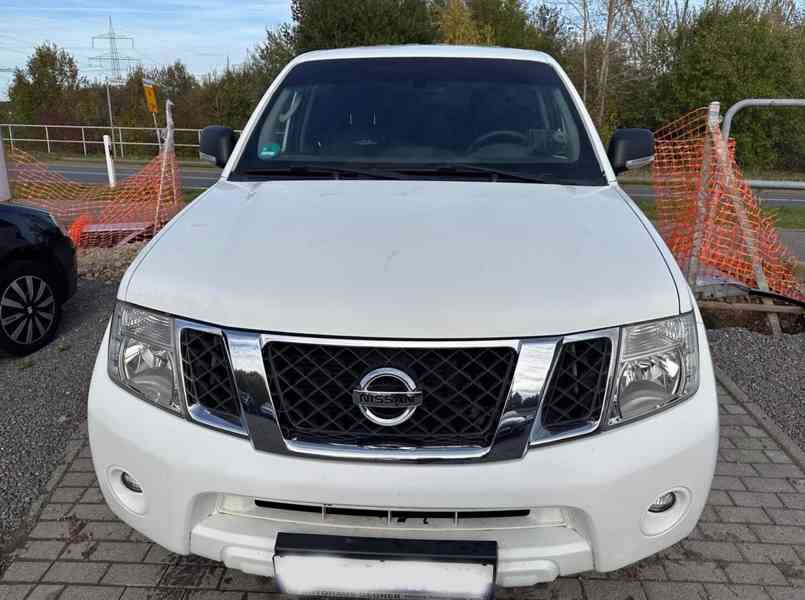 Nissan Pathfinder 2.5 dCi LE 140kw - foto 4