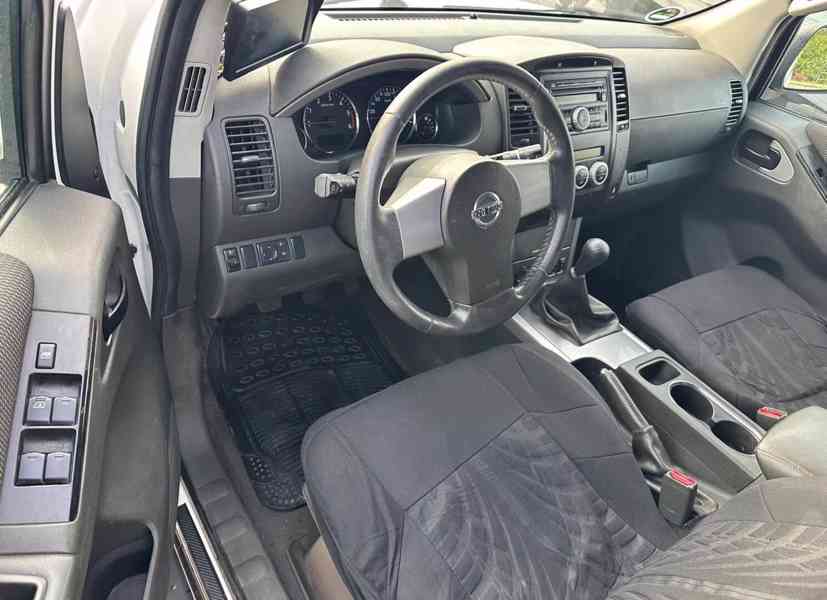 Nissan Pathfinder 2.5 dCi LE 140kw - foto 8