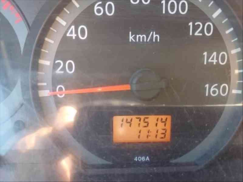 Nissan Cabstar nosič kontejneru - foto 3