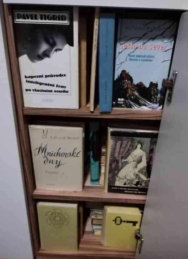 Různé časopisy - foto 13