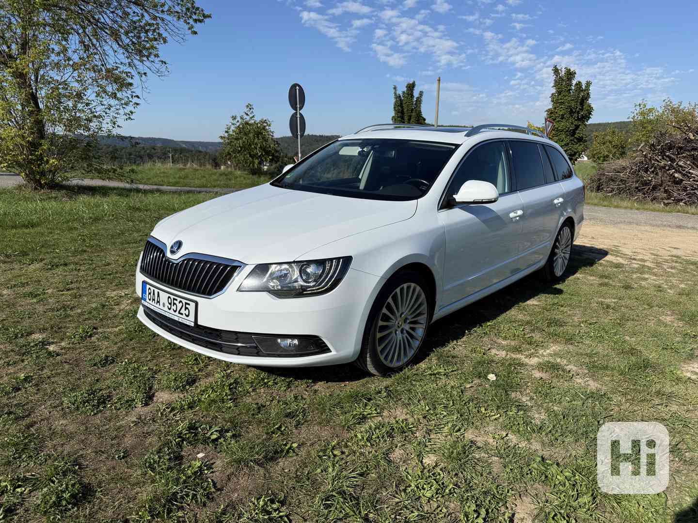 ŠKODA SUPERB COMBI, 2.0 TDI, 125 kW, PANO, NAVI, KŮŽE, TAŽNÉ - foto 1