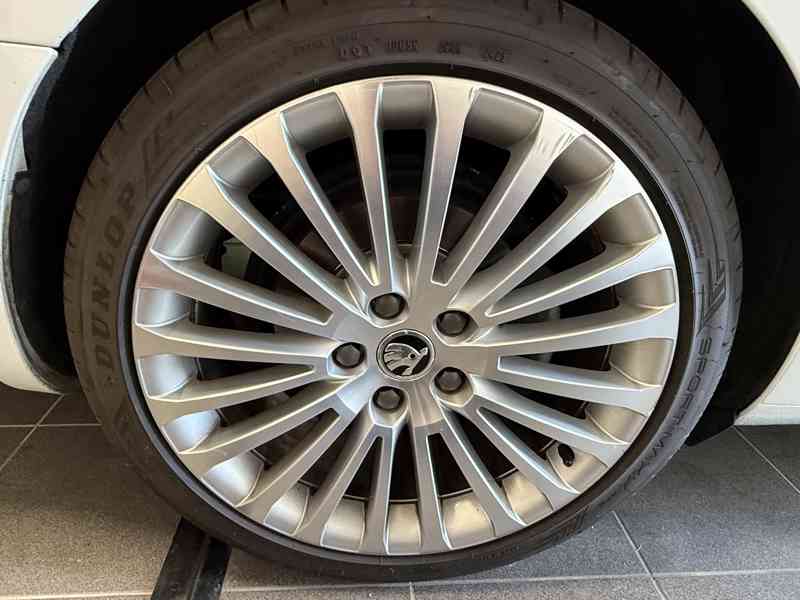 ŠKODA SUPERB COMBI, 2.0 TDI, 125 kW, PANO, NAVI, KŮŽE, TAŽNÉ - foto 45