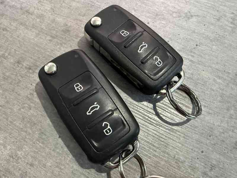 ŠKODA SUPERB COMBI, 2.0 TDI, 125 kW, PANO, NAVI, KŮŽE, TAŽNÉ - foto 53