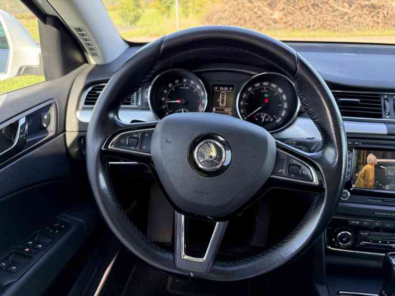 ŠKODA SUPERB COMBI, 2.0 TDI, 125 kW, PANO, NAVI, KŮŽE, TAŽNÉ - foto 12