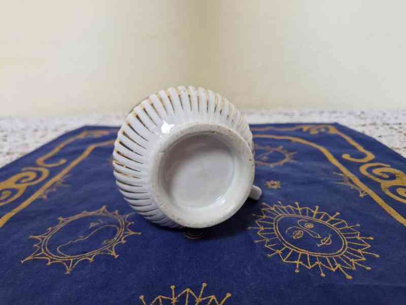 Sbírkový secesní porcelánový Hrnek Mušlák - foto 7