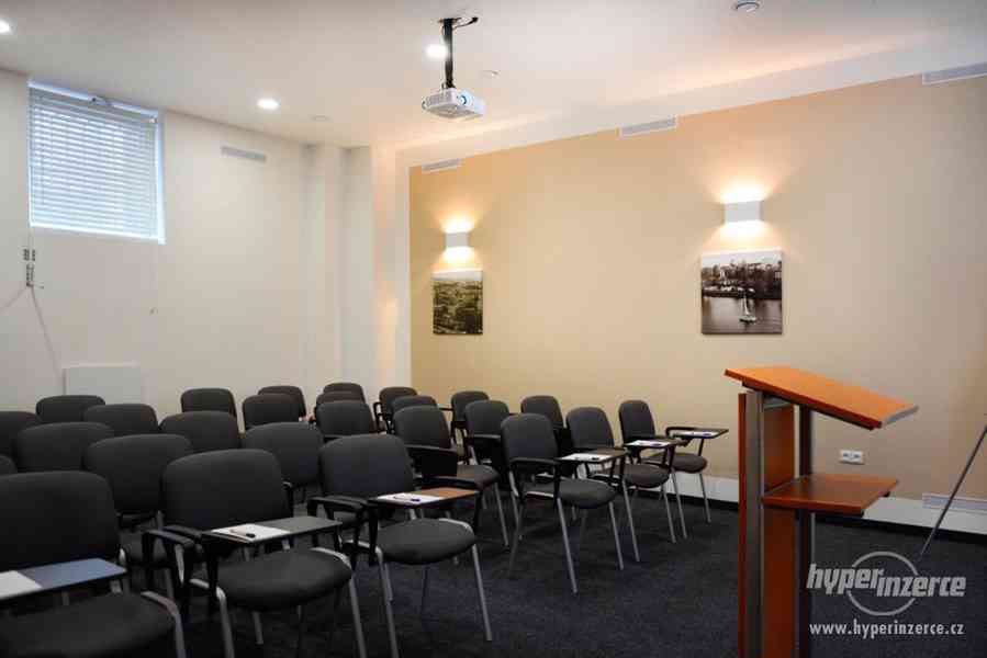 Pronájem konferenčních prostor v Plus Prague s.r.o - foto 1