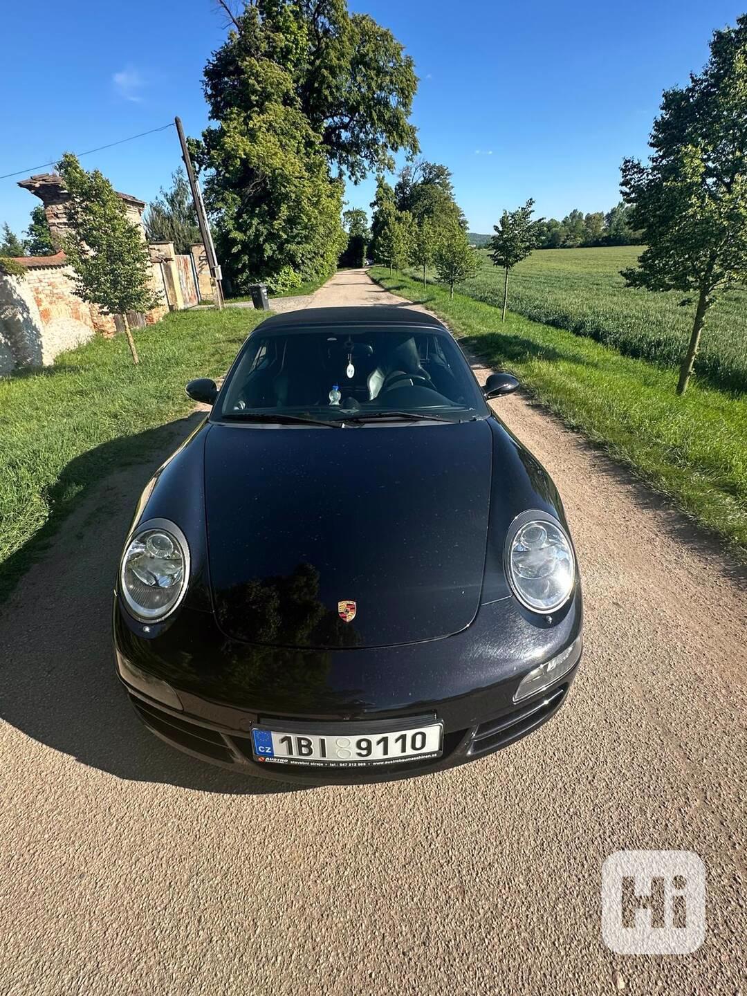 Porsche 911 Carrera - foto 1