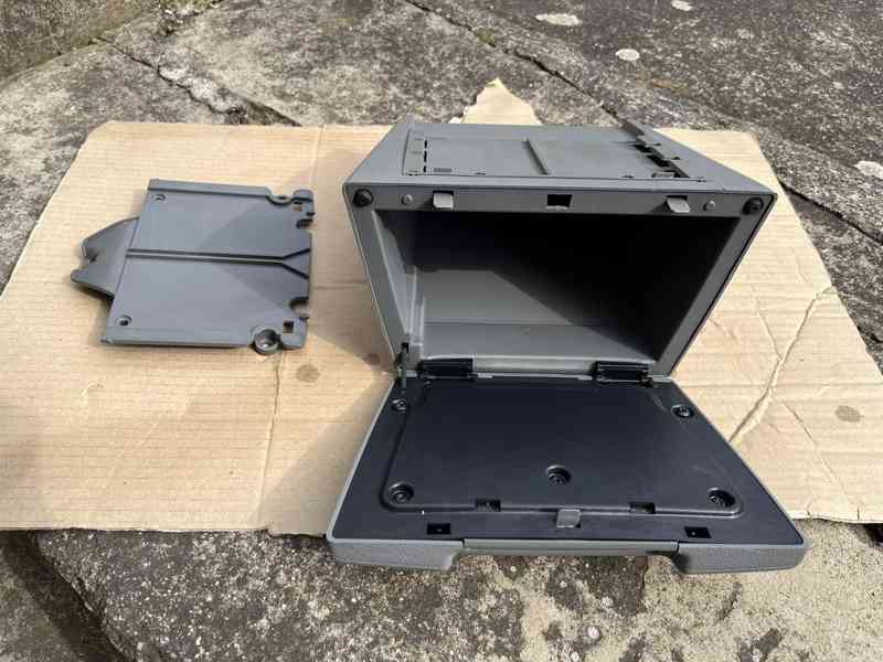 Box středového tunelu ŠKODA FELICIA - foto 4