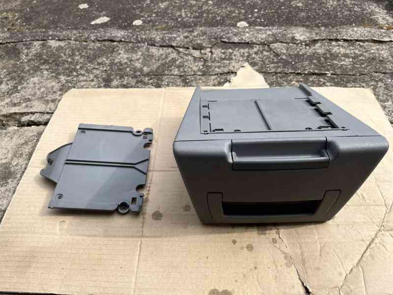 Box středového tunelu ŠKODA FELICIA - foto 3