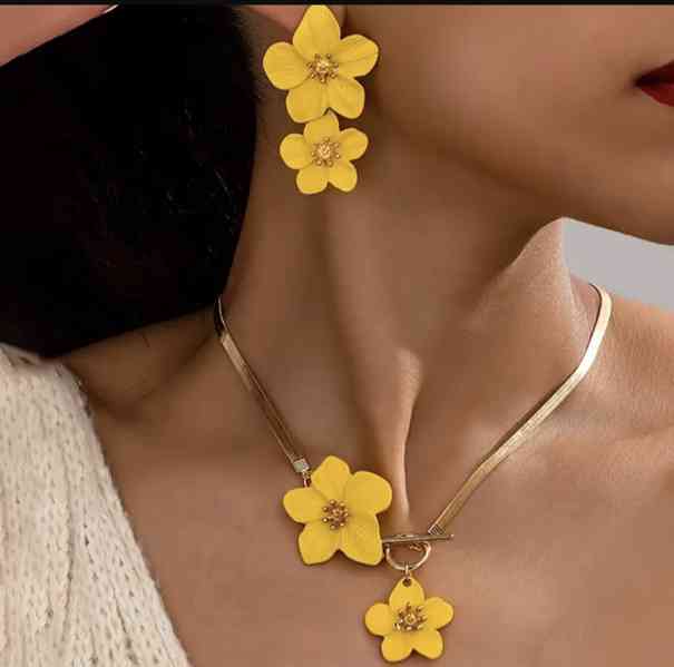 Luxusní 3D květinová sada šperků - 2 varianty 