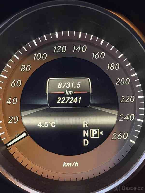 Mercedes-Benz CLS 3,5   350CDI. Najeto 227 241Km - foto 17