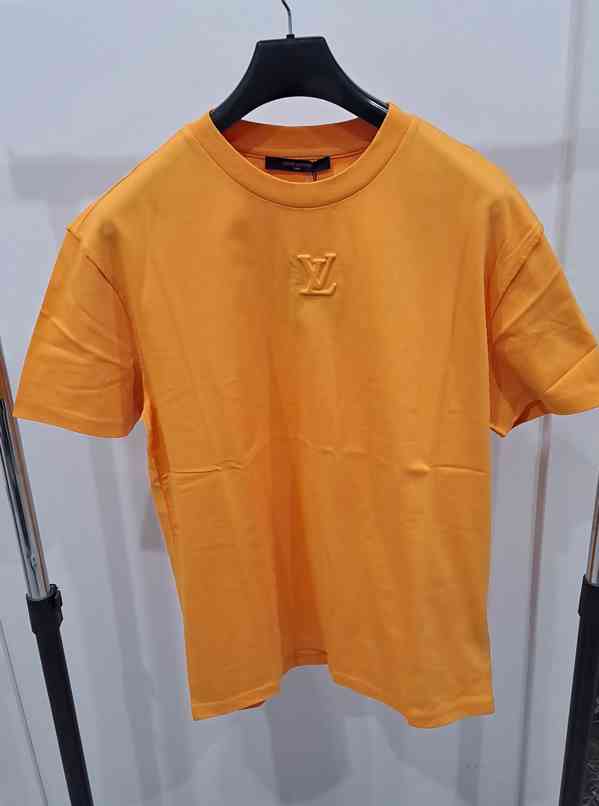 LOUIS VUITTON TRIKO - foto 2