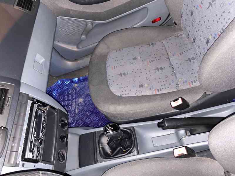 Škoda Fabia 1.2 - foto 7