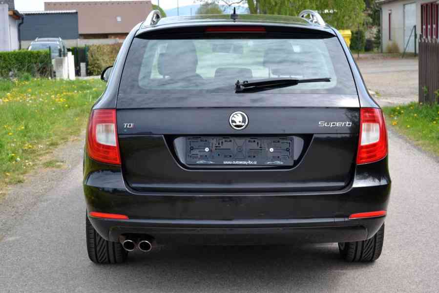 Škoda Superb 2.0 TDI 103kW Ambition kombi - foto 3