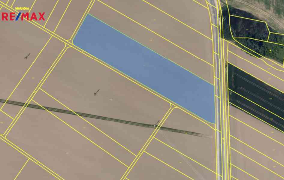 Prodej pozemku pro komerční výstavbu 16 281 m² v lokalitě Př - foto 2