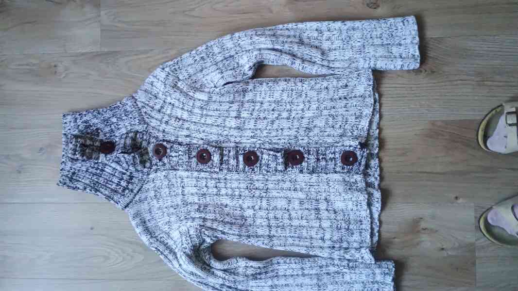 Dívčí oblečení 17 ks - foto 5