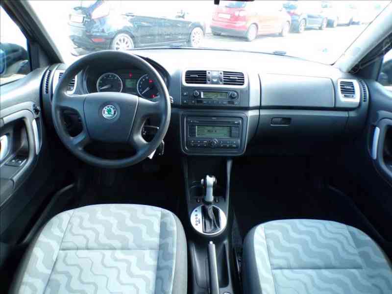Škoda Fabia 1,6 16V AUTOMAT - foto 5