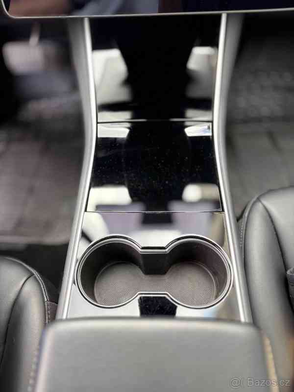 Tesla Model 3 Long Range - foto 19