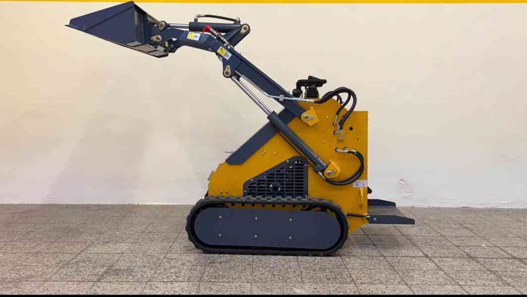 Pásový mininakladač GORILA GT-380 VÝRAZNÁ SLEVA!!  - foto 5