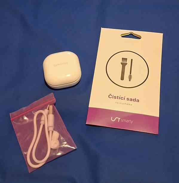 Sluchátka Samsung Galaxy Buds FE - foto 6