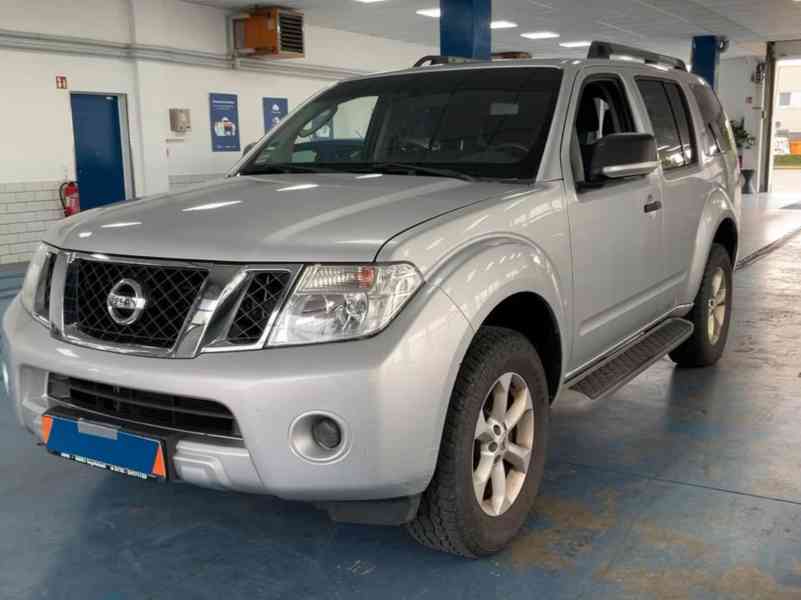 Nissan Pathfinder  2.5 dCi XE 140kw - foto 8