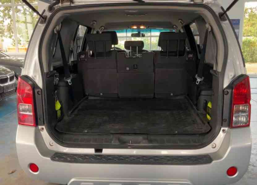 Nissan Pathfinder  2.5 dCi XE 140kw - foto 10