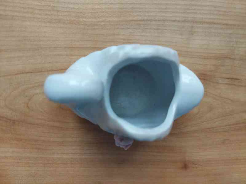 Pěkná porcelánová soška - labuť, solnička, cukřenka dekorace - foto 4