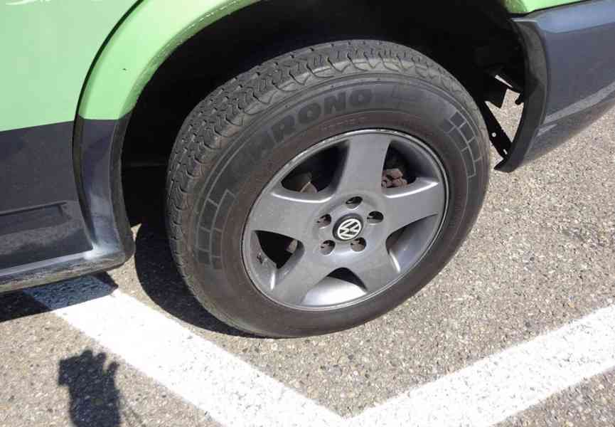 Volkswagen Multivan, 2.5 TDI r.v.1998 (75 KW) 7 mist  - foto 17