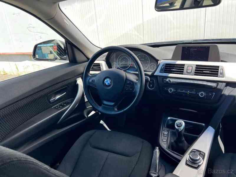 BMW Řada 3 2,0 - foto 23