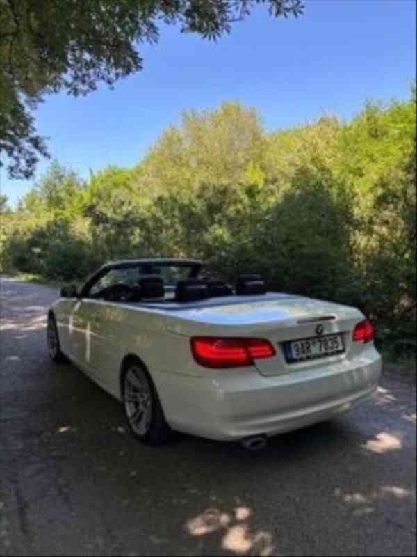 BMW Řada 3 2,0 - foto 22