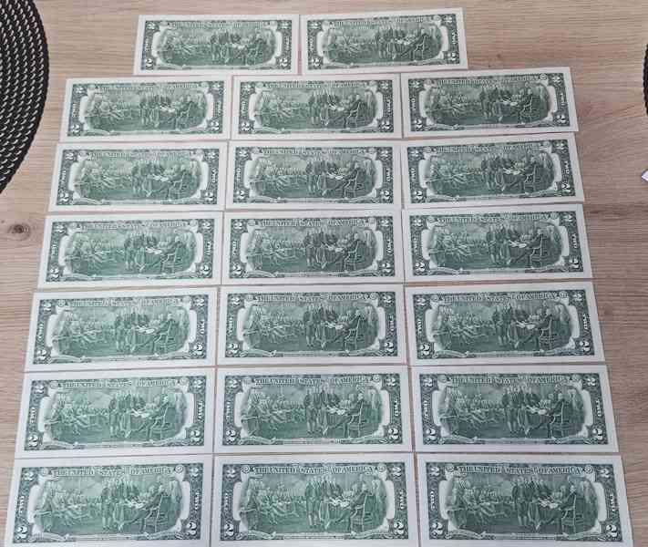 2 Dolarovky serie za sebou jdoucí( stav UNC ) - foto 3