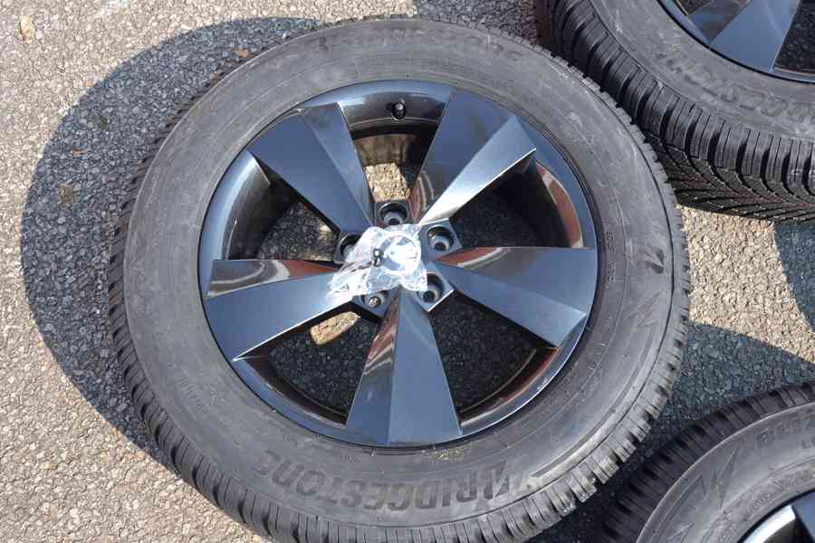 Š.Kodiaq, Kodiaq 2/VW Tiguan-NOVÁ zimní Alu sada -215/65R17. - foto 5