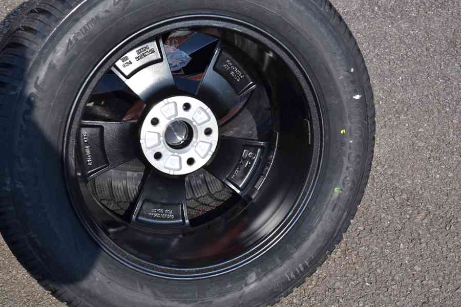 Š.Kodiaq, Kodiaq 2/VW Tiguan-NOVÁ zimní Alu sada -215/65R17. - foto 13
