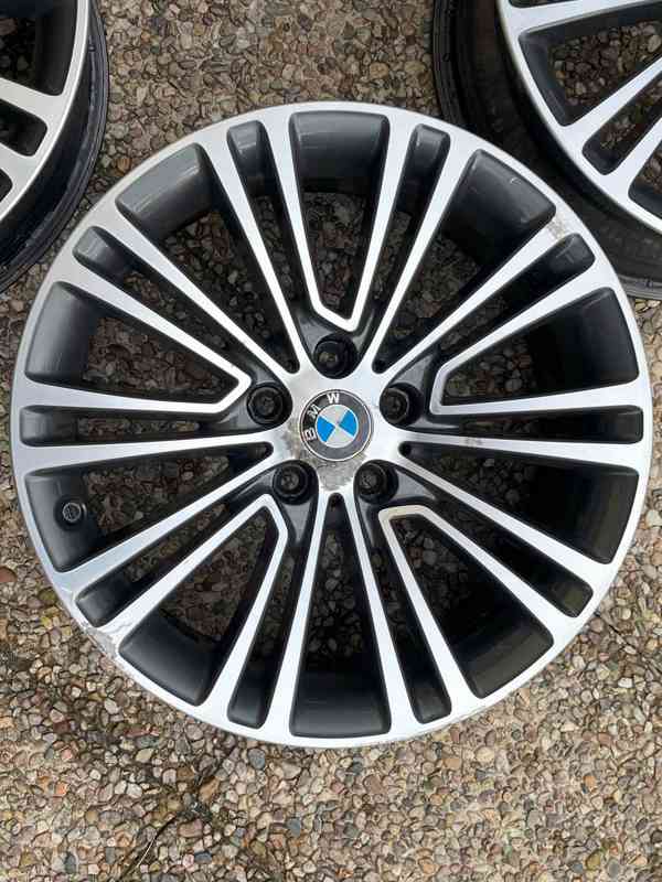 Disky BMW 8Jx18 ET30 5x112 CB 66.6, originál - foto 4