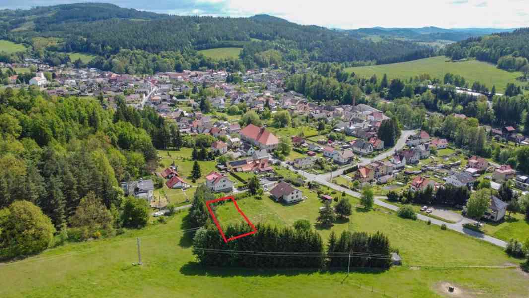 Pozemek určený k výstavbě domu v Kolinci - foto 8