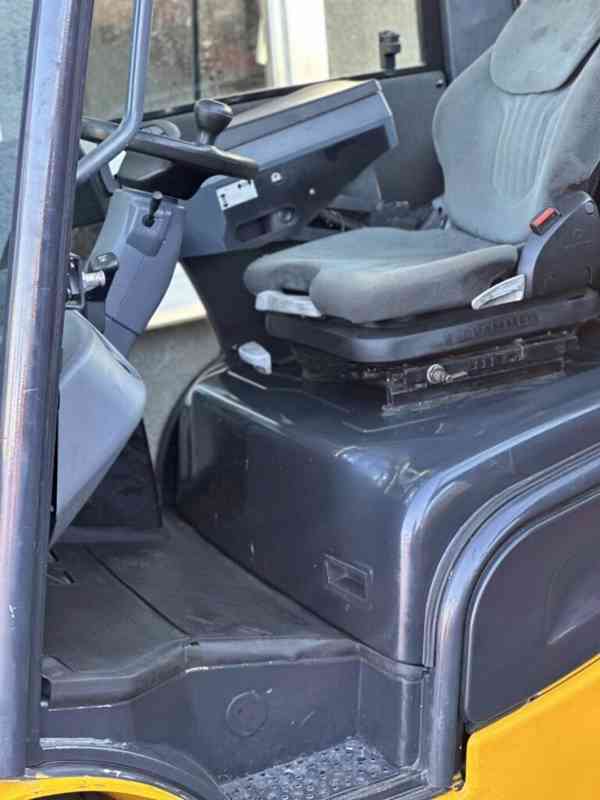 Jungheinrich TFG 316S,1,6 tuny, LPG - foto 11