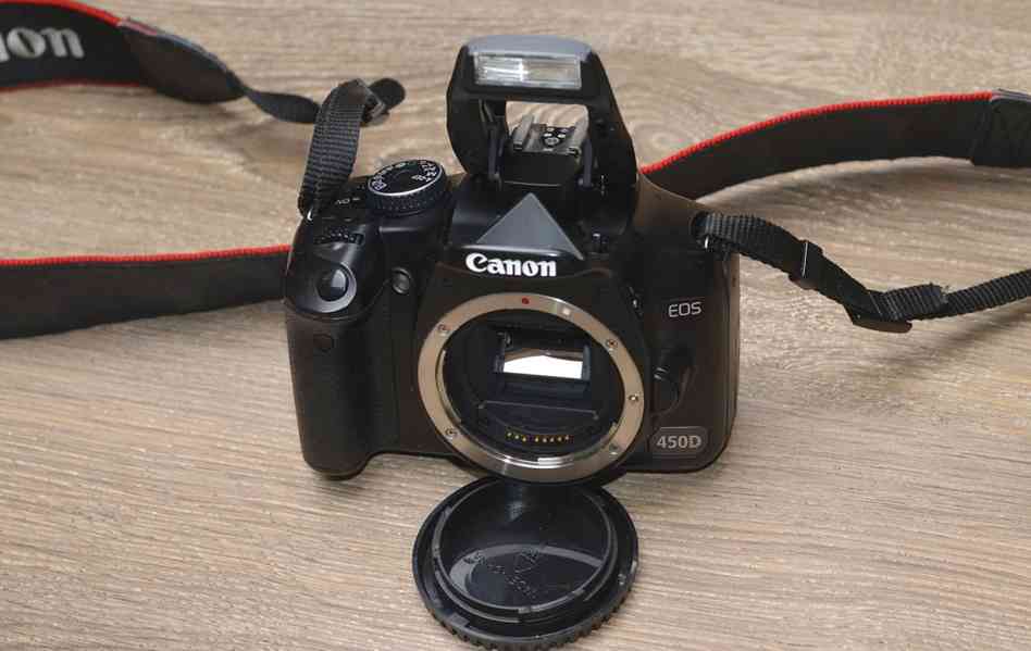 Canon EOS 450D **Digitální zrcadlovka - foto 2