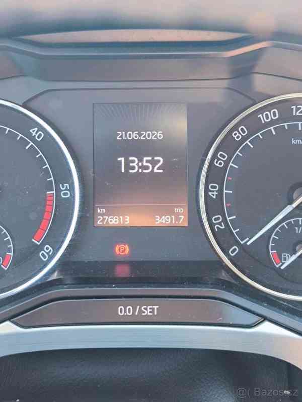 Škoda Superb 2,0   TDI 140 kW - foto 23