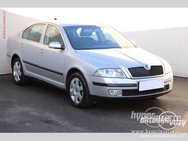 Škoda Octavia 2.0, benzín, rok 2005 - foto 2